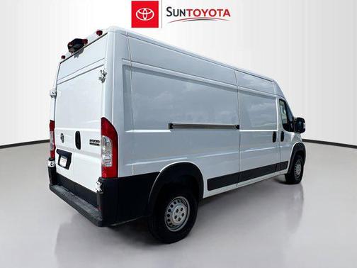 Bright White Clearcoat 2025 RAM ProMaster 2500 Tradesman