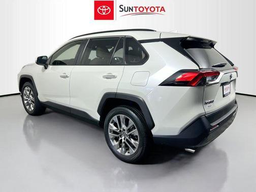 2020 Toyota RAV4 Limited