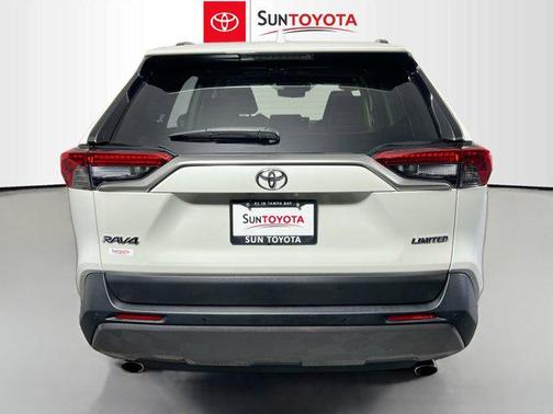 2020 Toyota RAV4 Limited