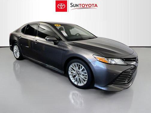 2018 Toyota Camry Hybrid XLE
