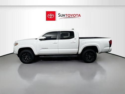 Ice Cap 2023 Toyota Tacoma SR5