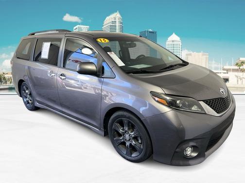 Predawn Gray Mica 2015 Toyota Sienna SE