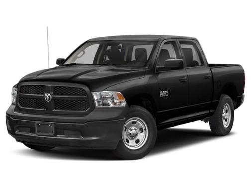 Diamond Black Crystal Pearlcoat 2022 RAM 1500 Tradesman