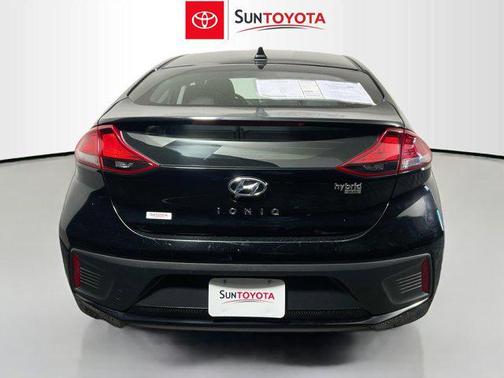 2017 Hyundai IONIQ Hybrid Blue