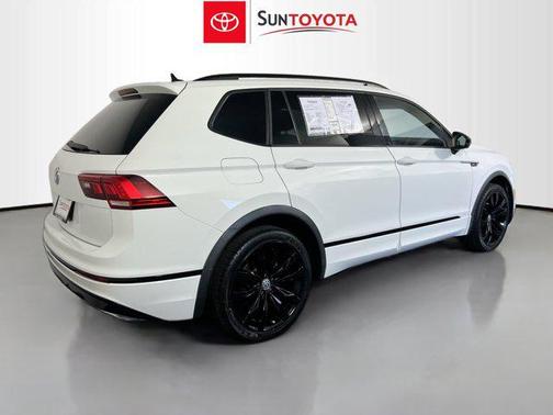2021 Volkswagen Tiguan 2.0T SE R-Line Black