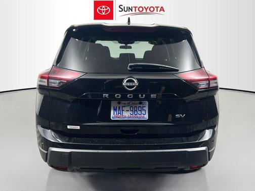 Super Black 2024 Nissan Rogue SV