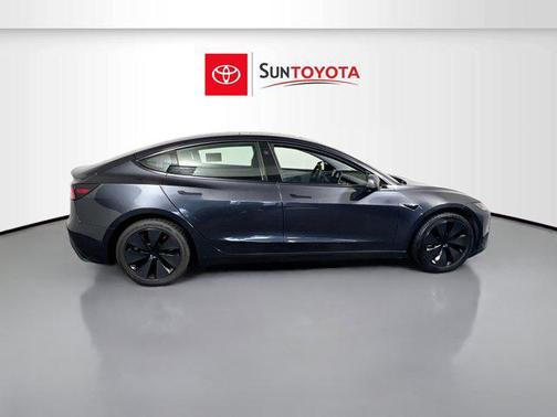 Stealth Gray 2024 Tesla Model 3 Standard Range