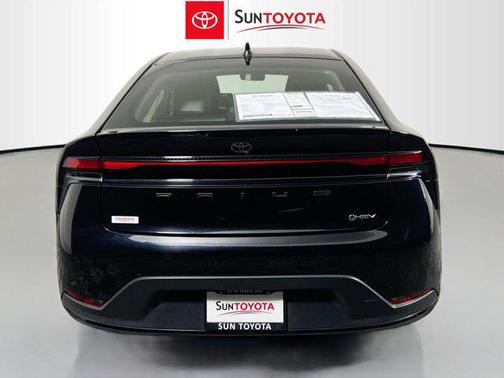 2023 Toyota Prius LE