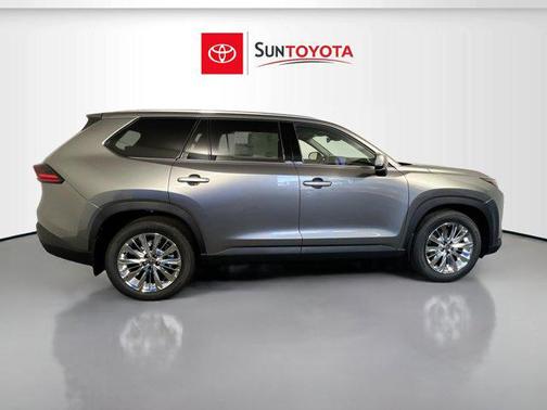 2025 Toyota Grand Highlander Platinum