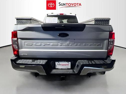 OXFORD WHITE 2022 Ford F-350 XL