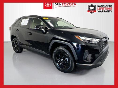 2025 Toyota RAV4 Hybrid XLE