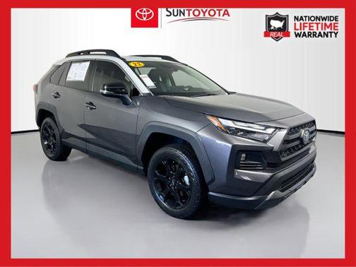 2022 Toyota RAV4 SE
