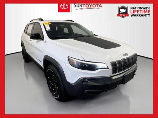 2022 Jeep Cherokee Trailhawk