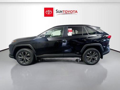 2025 Toyota RAV4 Hybrid XLE Premium