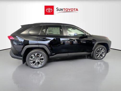 2025 Toyota RAV4 Hybrid XLE Premium
