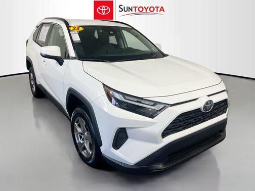 2023 Toyota RAV4 XLE