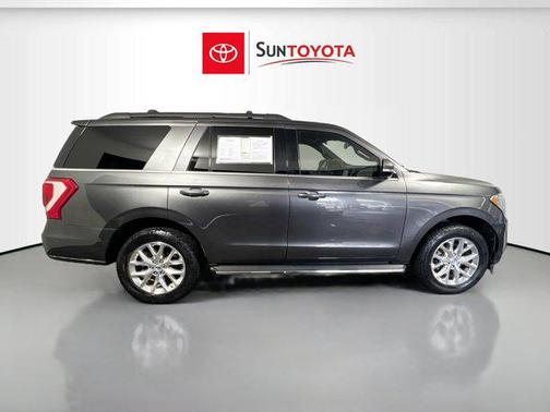 MAGNETIC METALLIC 2021 Ford Expedition XLT