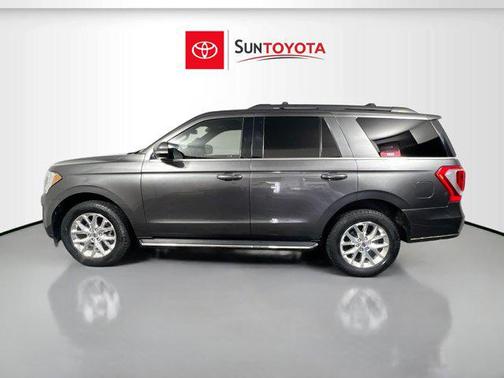 MAGNETIC METALLIC 2021 Ford Expedition XLT