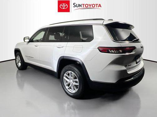 2022 Jeep Grand Cherokee L Laredo