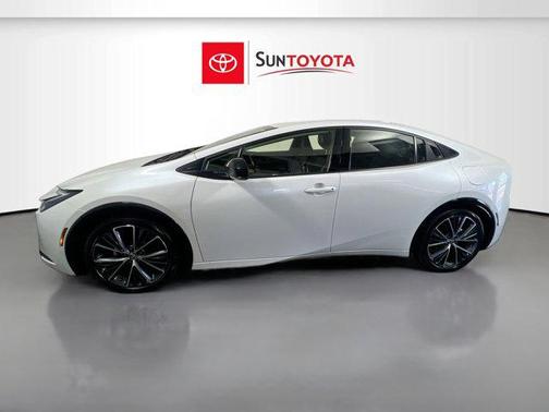 2024 Toyota Prius XLE
