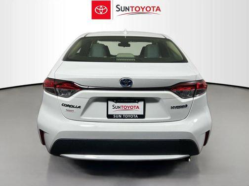 2022 Toyota Corolla Hybrid SE