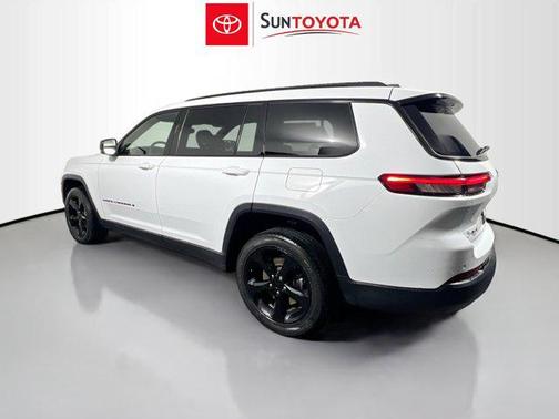 Bright White Clearcoat 2023 Jeep Grand Cherokee L Altitude