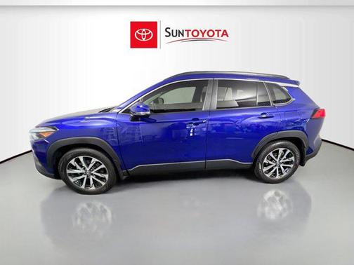 2024 Toyota Corolla Cross XLE