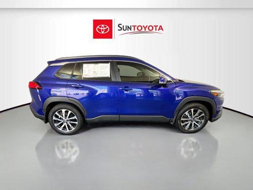 2024 Toyota Corolla Cross XLE