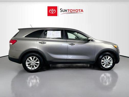 2018 Kia Sorento L