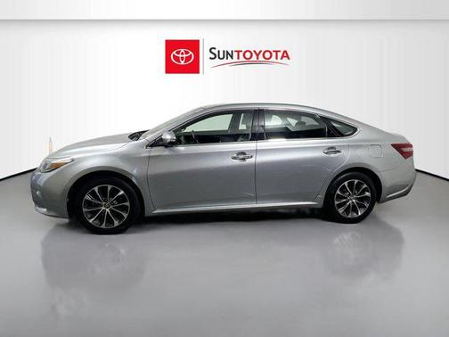2018 Toyota Avalon XLE