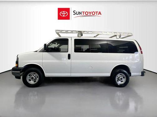 2023 GMC Savana 2500 Work Van