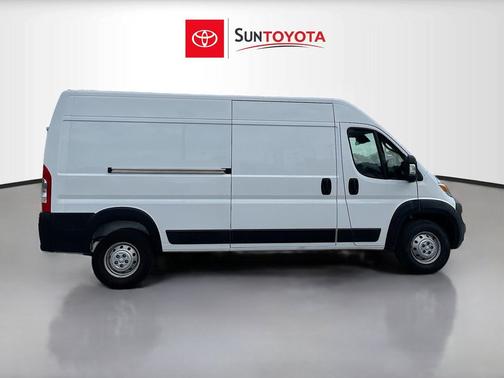 Bright White Clearcoat 2023 RAM ProMaster 2500 High Roof