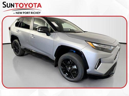 2025 Toyota RAV4 Hybrid SE