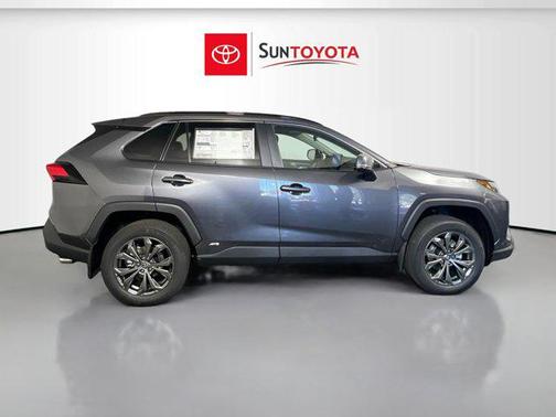 2025 Toyota RAV4 Hybrid XLE Premium