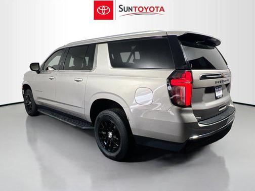 2022 Chevrolet Suburban LT