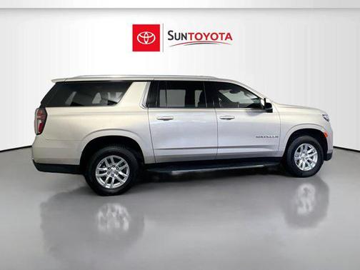 2022 Chevrolet Suburban LT