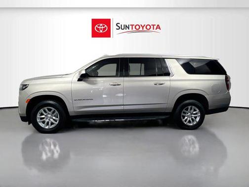 2022 Chevrolet Suburban LT