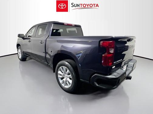 Dark Ash Metallic 2022 Chevrolet Silverado 1500 Custom