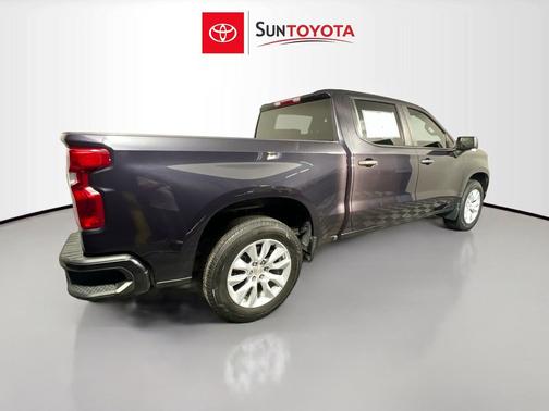 Dark Ash Metallic 2022 Chevrolet Silverado 1500 Custom