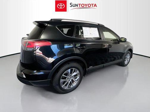 2018 Toyota RAV4 Hybrid XLE