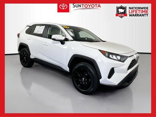 2022 Toyota RAV4 LE