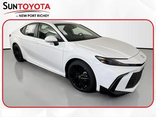Ice Cap 2026 Toyota Camry SE