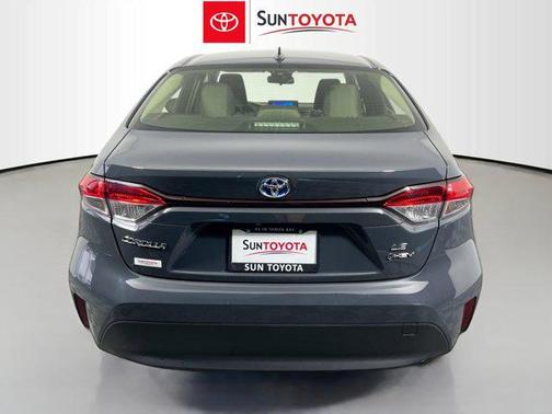 2025 Toyota Corolla Hybrid SE