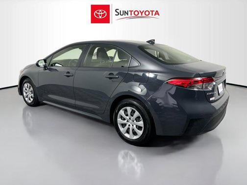 2025 Toyota Corolla Hybrid SE