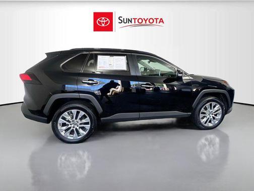 2022 Toyota RAV4 Limited
