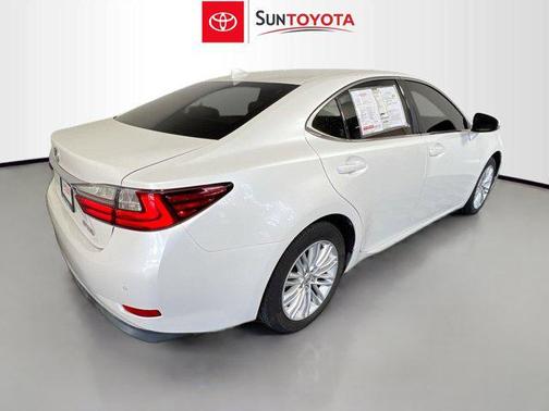 2016 Lexus ES 350 Base