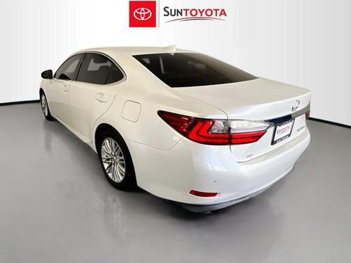 2016 Lexus ES 350 Base