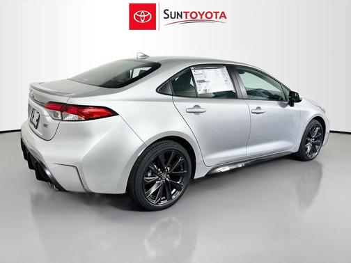Classic Silver Metallic 2026 Toyota Corolla SE