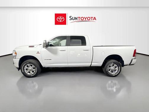 Bright White Clearcoat 2024 RAM 2500 Laramie Crew Cab 4x4 6'4' Box