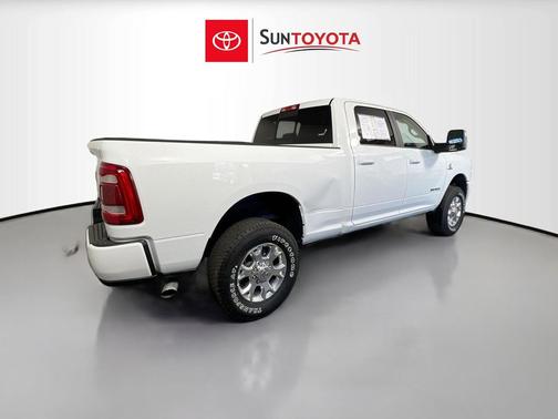 Bright White Clearcoat 2024 RAM 2500 Laramie Crew Cab 4x4 6'4' Box